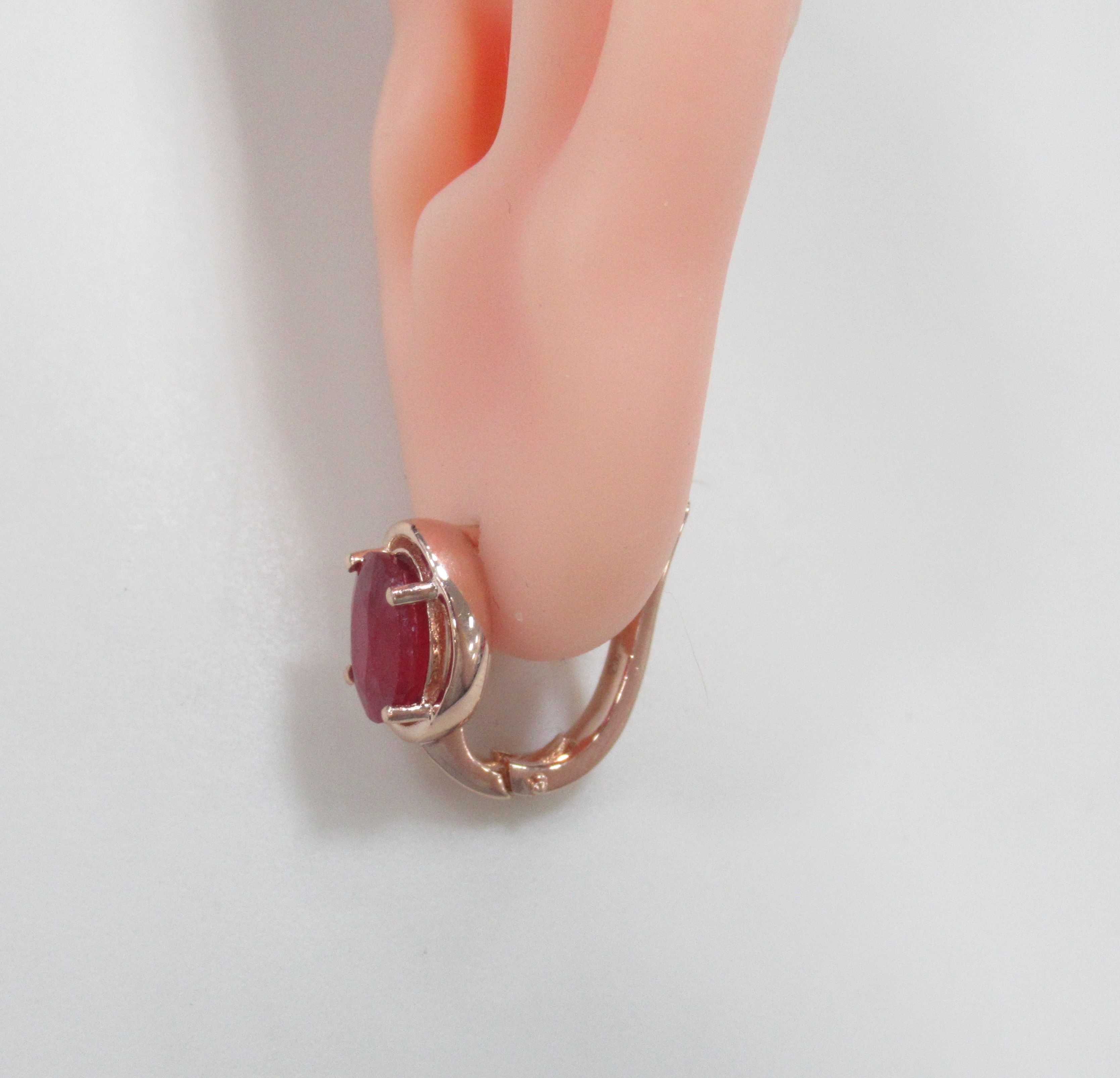 Серебряные серьги с рубинами